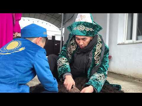 Видео: "Шебер әке, өнерлі ана, еңбекқор бала" Әкімжан Қарақат Мейрамбекқызы