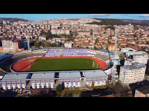 Видео: ВЕЛИКО ТЪРНОВО - 4К РАЗХОДКА 2 | 4K TRAVEL TOUR ABOVE VELIKO TARNOVO BULGARIA 2