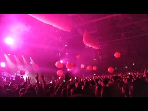 Видео: 18 МНЕ УЖЕ // РУКИ ВВЕРХ КОНЦЕРТ в Рязани