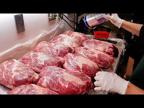 Видео: Японская еда - ЛУЧШИЕ СВИНЫЕ СТЕЙКИ в Токио Япония!