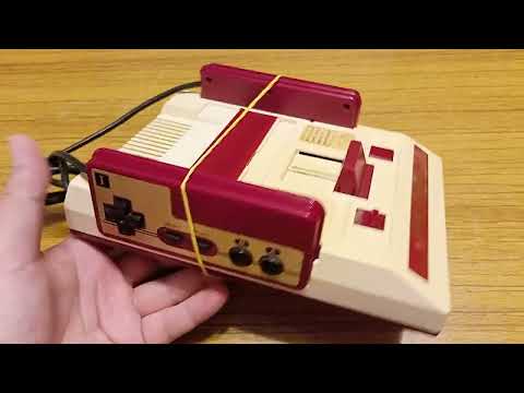 Видео: Распаковка - Второй Famicom в коллекцию (без FF)