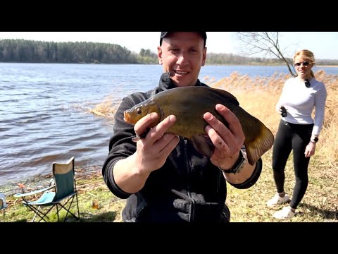 Видео: УВЕЗ ЖЕНУ ПОКАЗАТЬ ЧТО ТАКОЕ  РЫБАЛКА🎣 . НОЧУЕМ НА БЕРЕГУ. ОТДЫХ. ФИДЕР