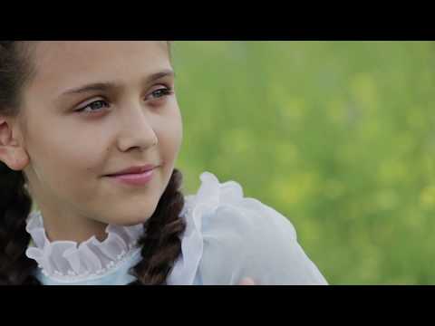Видео: Алиса Ахметшина "Птицею в небо"