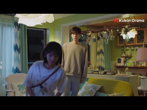 Видео: Его отобрали в сборную и она не хотела расставаться, грустно.