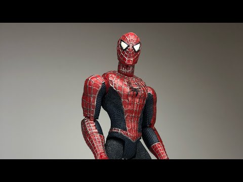 Видео: Обзор фигурки Человек Паук 2004 Toy Biz Web Blast Рэйми
