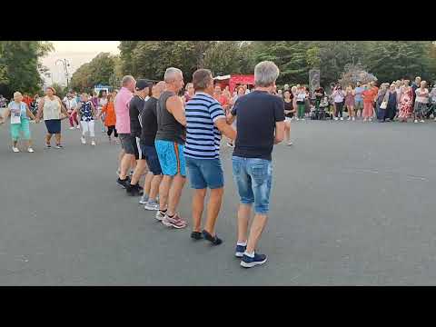 Видео: Старо Еркечко хоро