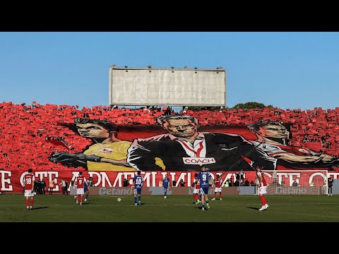 Видео: Вижте всички хореографии на феновете на "сините" и "червените" в дербито