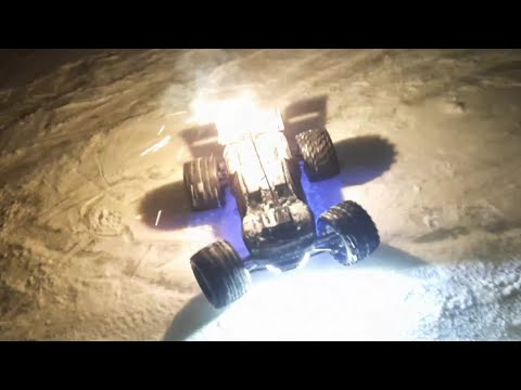 Видео: Покатушка в Новогоднюю ночь