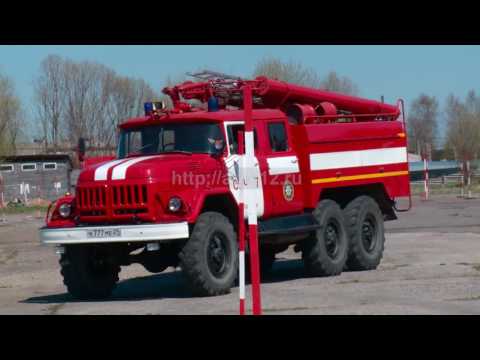 Видео: Соревнование водителей пожарных автомобилей