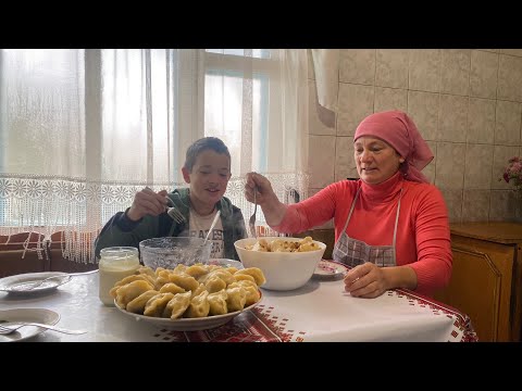 Видео: Як проходить день в селі.Сільське життя.One day of village life.