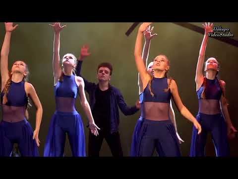 Видео: Хореогр.. ансамбль "Рада"  - "Секунду назад" BOSOНОЖКИ Конкурс детского хореографического творчества