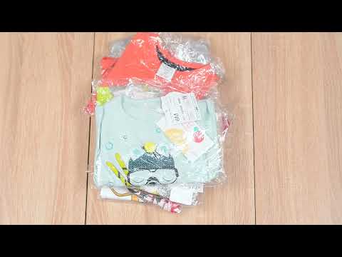 Видео: одежда на малышей  из Италии