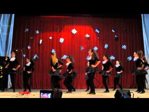 Видео: Танец "Черные кошки"