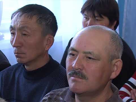 Видео: Аким в районе Шал акына рус