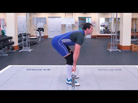 Видео: Становая тяга на прямых ногах: техника и нюансы