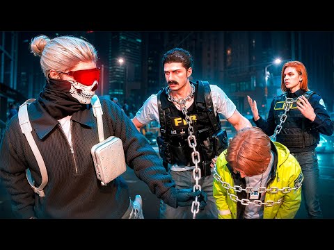 Видео: АДВОКАТ ПРОТИВ СОЕВЫХ ГОСНИКОВ на НОВОМ СЕРВЕРЕ в GTA 5 RP