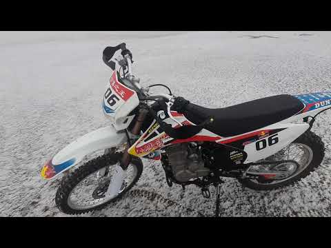 Видео: Обзор китайского мотоцикла  " Zongshen 250".