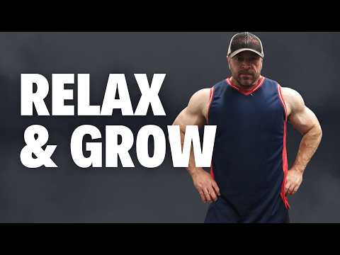 Видео: 8 способов наращивания мышечной массы, которым действительно может доверять РАЗДРАЖЕННЫЙ ТОЛСТОВЩИК