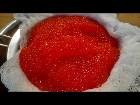 Видео: Как посолить икру​
