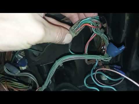 Видео: МТЗ 82, не работают поворотники и стеклоочиститель.