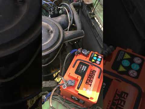 Видео: Перезаряд акамулятора, акамулятор кипит, при оборотах до 18V , поиск проблемы! Ваз 2106