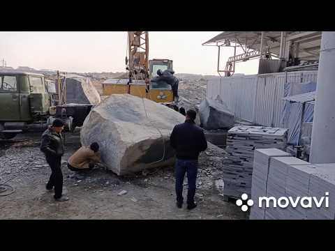 Видео: Как обрабатывается туф, базальт, травертин и другие камни на производстве в Армении, станки, образцы
