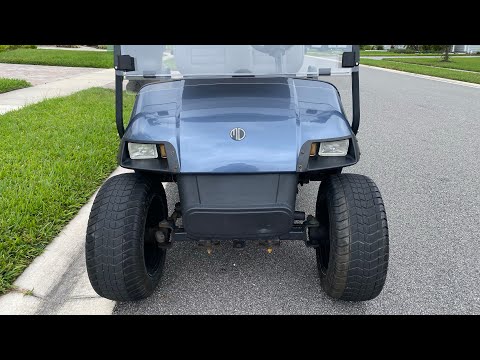 Видео: Заброшенный гольф карт неизвестного происхождения. А вдруг поедет?