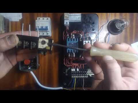 Видео: Электрика для начинающих#7 Схема реверсивного пускателя. Просто о сложном.