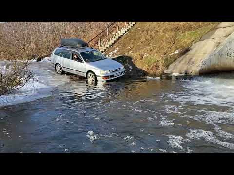 Видео: ПРАВильнЫЙ РУЛЬ. No 55. "Toyota Caldina 4wd. Попытка преодоления брода". #toyotacaldina