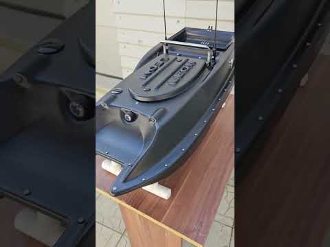 Видео: Кораблик для завоза прикормки и поиска мест ловли с эхолотом Raymarine axiom 3drv.💥💥💥