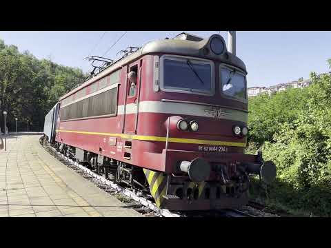 Видео: Компилация от бързи влакове и пътнически влакове ЧАСТ 4[КРАТКА]