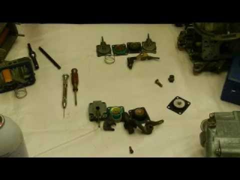 Видео: Карбюратор Holley: (ЧАСТЬ 1) Объяснение ускорительного насоса