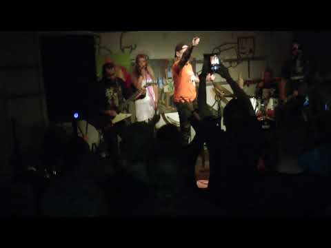 Видео: Бони' НЕМ @ концерт в Рюмочной Зюзино /Москва/ 12.09.2020