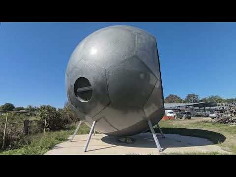 Видео: Дом сфера решения для глемпингов 