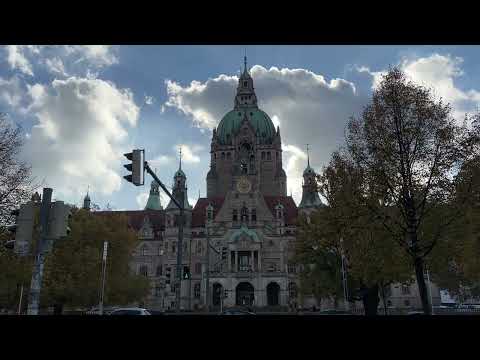 Видео: Hannover. Ганновер Місто, розташоване на березі річки Leine, налічує 535 932 мешканців.