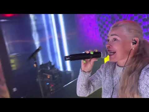 Видео: Марина Дрождина на гастролях группы Hi-Fi Vlog из Улан-Удэ