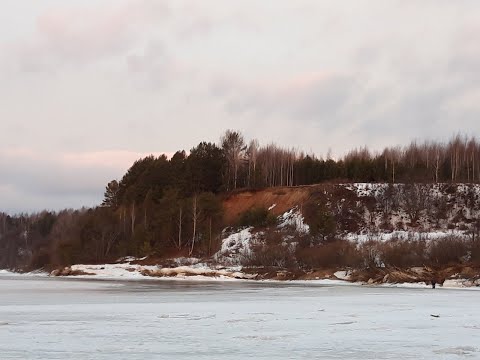 Видео: Зимняя рыбалка на устье реки Вол.