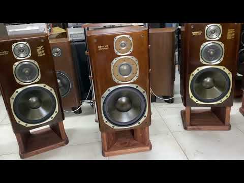 Видео: Onkyo 2001 Onkyo 2000x сравнение