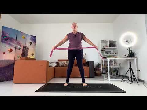 Видео: Растяжка на все тело | фрагмент курса «Панчакарма» Елены Челышевой 🌼