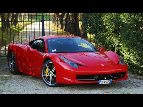 Видео: История Ferrari 458 Italia - Davide Cironi Drive Experience