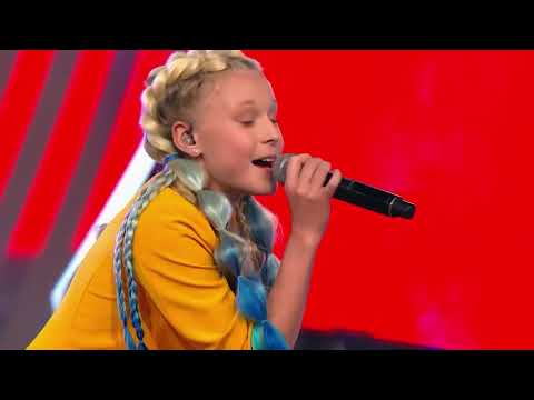 Видео: Таня Меженцева - Втюрилась (Дора Cover)