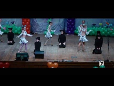 Видео: Танец "Кошки Мышки"