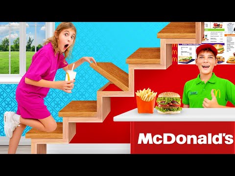 Видео: 🍔 Мы превратили мою комнату в НАСТОЯЩИЙ Макдоналдс 😱