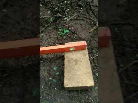 Видео: Приспособления для монтажа профлиста для забора в одиночку