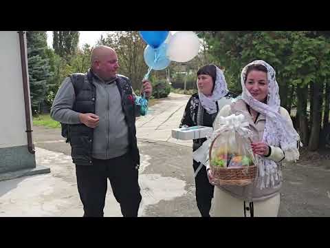 Видео: ВСЕ СОБРАЛИСЬ ЗА ОДНИМ СТОЛОМ, ЧТО ПРОИСХОДИТ?