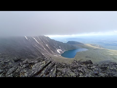Видео: Сплав по Щугору с восхождением на Тельпос-Из. 1 часть.