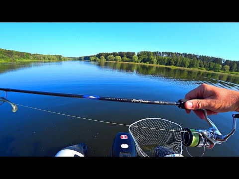 Видео: ПЕРВАЯ РЫБАЛКА НА RIVER DANCE до 46 грамм. открытие водо-моторки. Рыбалка с лодки на спиннинг.