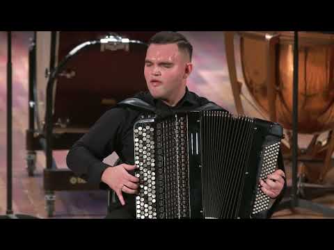 Видео: GRIEG In the Hall of the Mountain King - Timur GALINUROV, bayan / ГРИГ В пещере горного короля