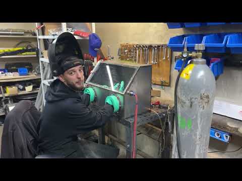 Видео: Тюнинг, подножки для эндуро из титана со смещением