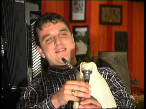 Видео: Оркестър Варненско настроение- Наздраве, кръстник